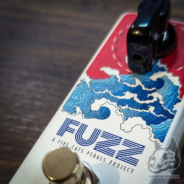 Full One Knob Fuzz DIY Kit with printed Gorva enclosure - Five Cats Pedals